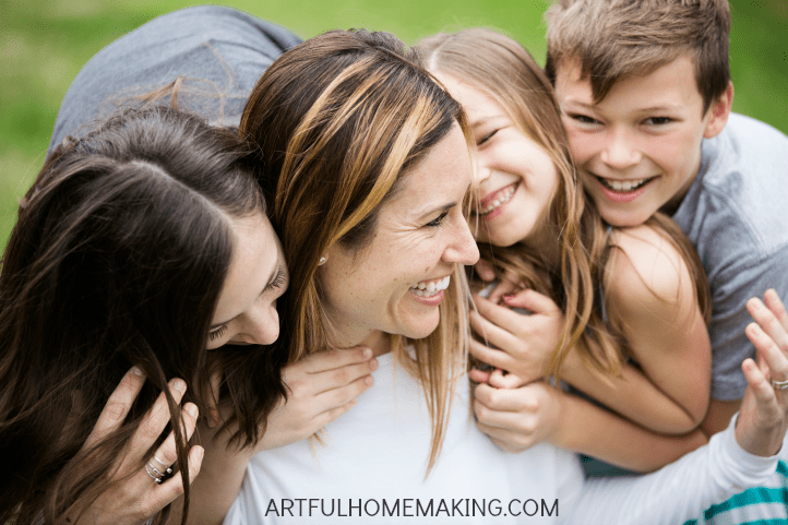 7 ways to be a happier mom