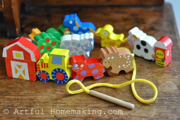 lacing string farm toy