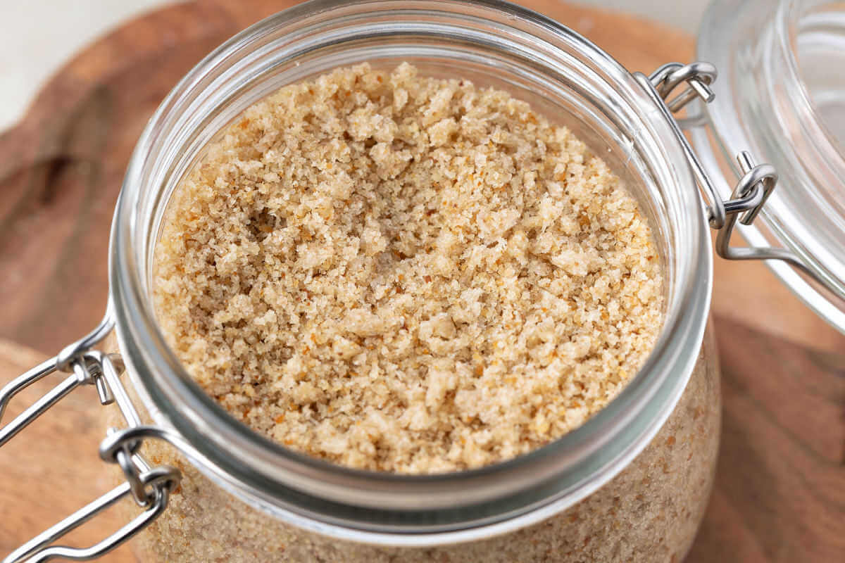 Sourdough breadcrumbs recipe in a glass jar.