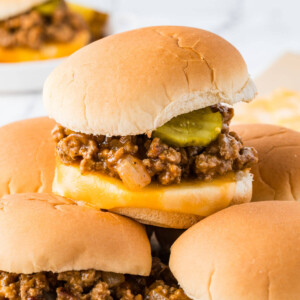 Turkey sloppy joes on a plate.