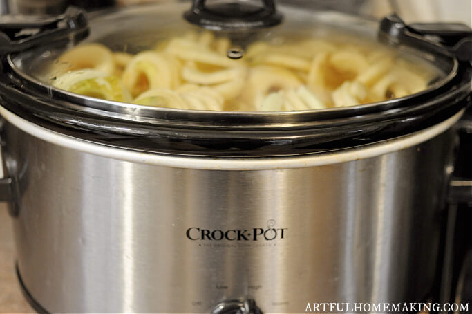 apples in crock pot