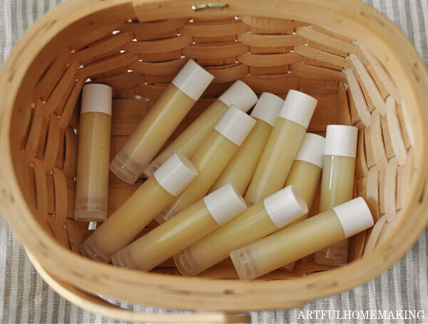 beeswax lip balm recipe