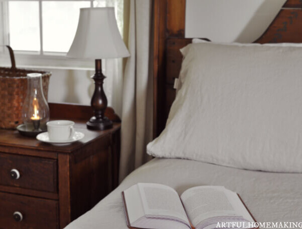 small bedroom organization ideas