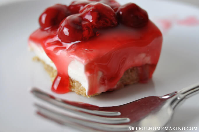 No Bake Cherry Cheesecake Dessert (9 x 13 pan) - Artful Homemaking