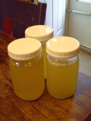 jars of homemade chicken broth