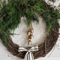 DIY Christmas Wreath with Bells