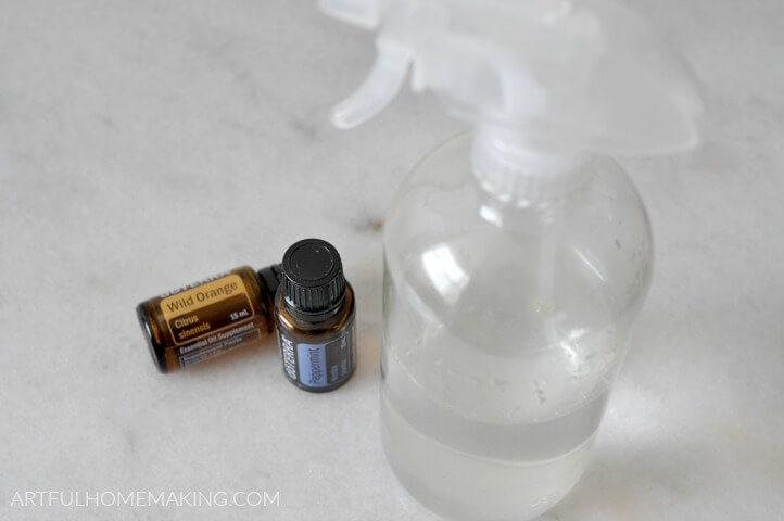 Essential Oil Air Freshener (Homemade and Natural)