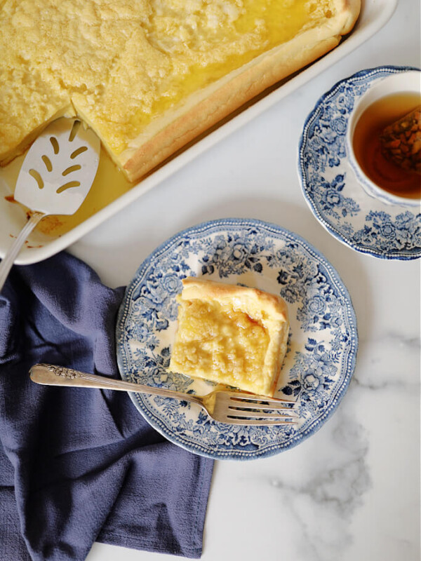 dutch puff pancake on a blue transferware plate