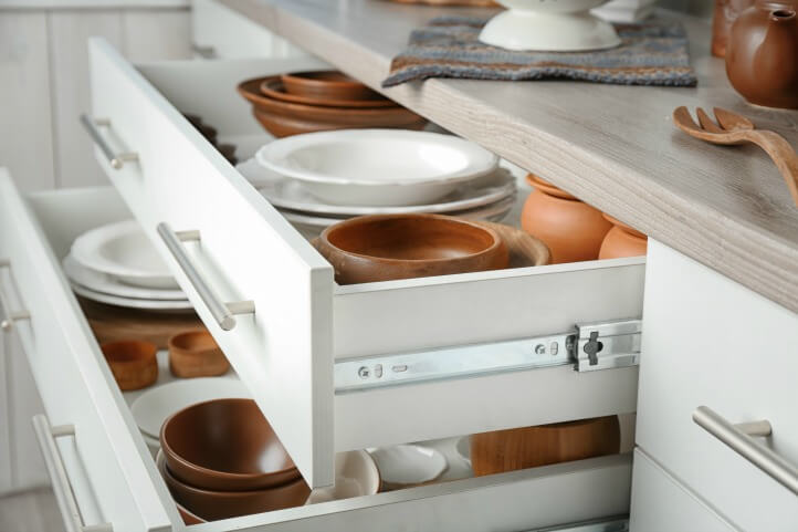 decluttering kitchen