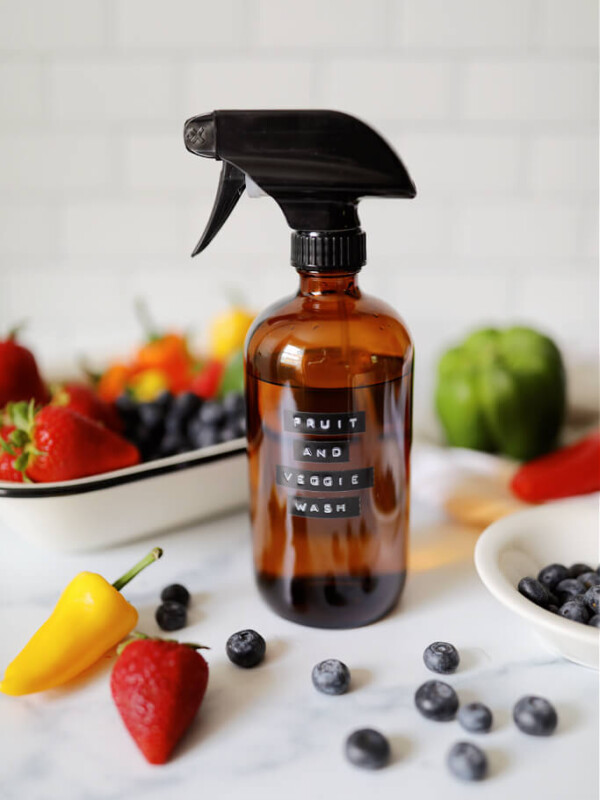homemade diy fruit and veggie wash spray