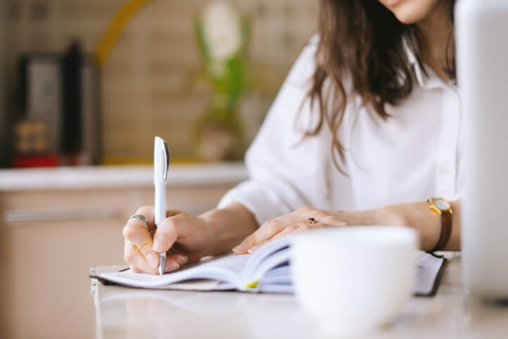 Goal Setting for Busy Moms