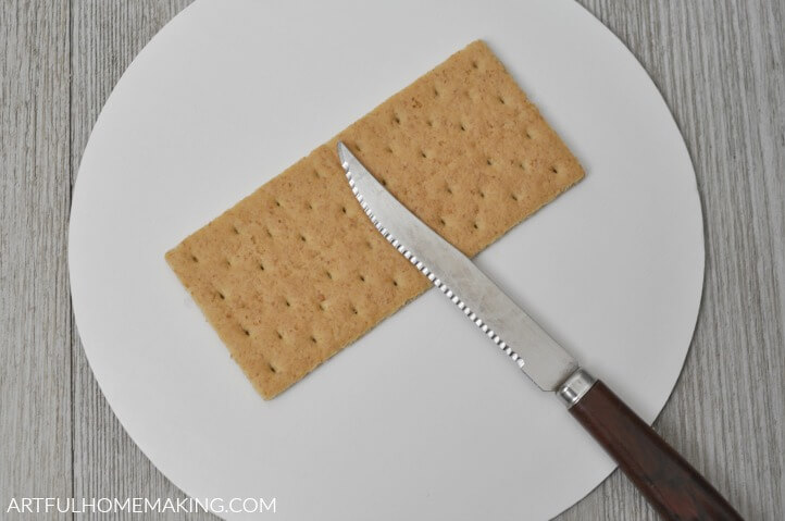 using graham crackers to make an easy no-bake gingerbread houses