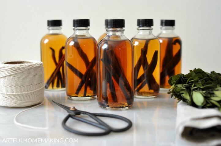 Homemade Vanilla Extract for Gifts