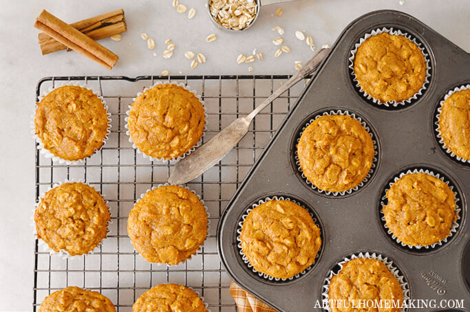 healthy pumpkin muffins