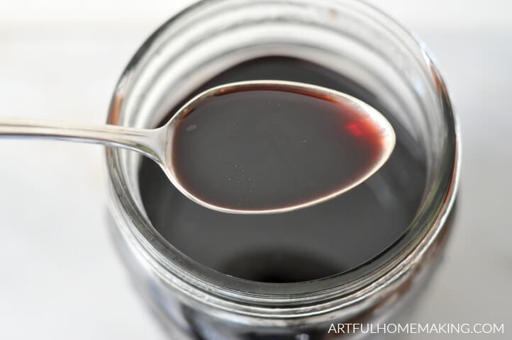 How to Make Elderberry Syrup on the Stovetop