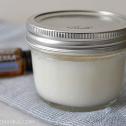 Homemade Coconut Mint Toothpaste (with essential oils)