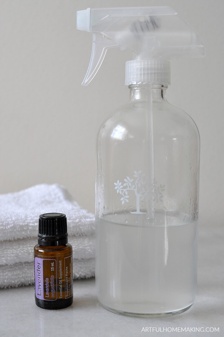 Lavender Linen Spray {DIY Recipe