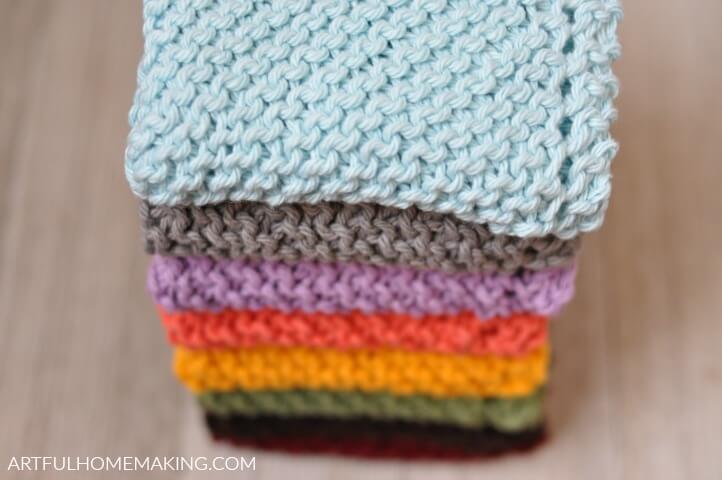 The Easiest Knit Dishcloth - free pattern that is great for a beginner! -  Six Clever Sisters