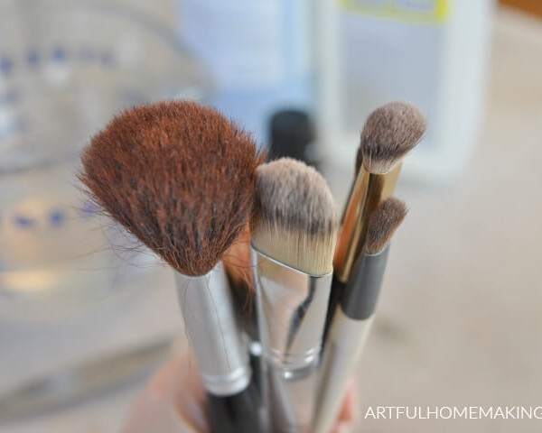 homemade natural makeup brush cleaner