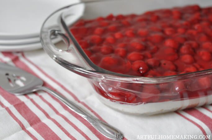 no bake cherry cheesecake dessert