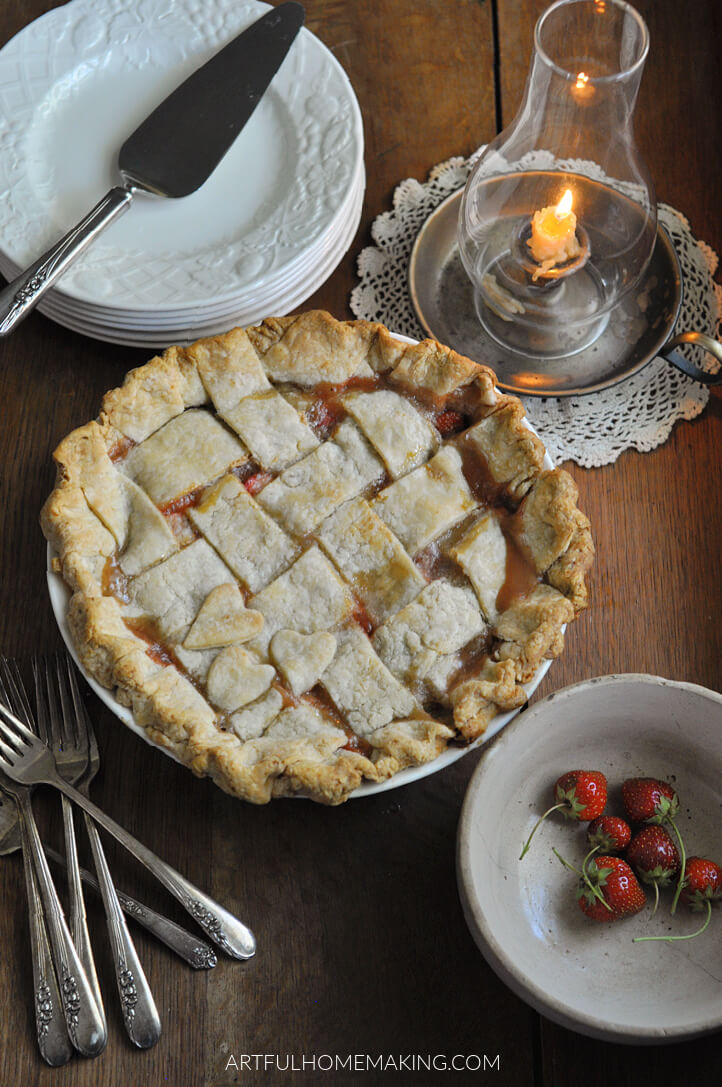 rustic strawberry pie sweetened with honey