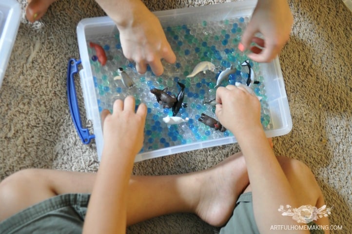 ocean themed water beads sensory bin