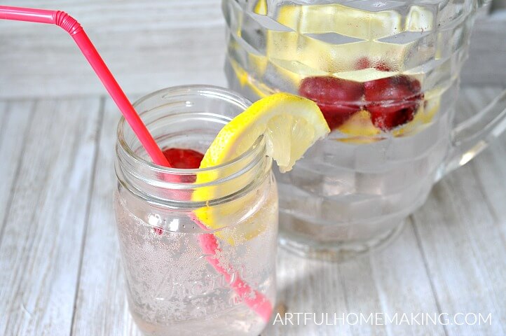 Sugar Free Sparkling Strawberry Lemonade