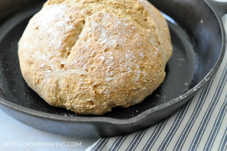 Easy Traditional Irish Soda Bread Recipe (No Yeast)