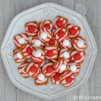 white chocolate peppermint pretzel hugs