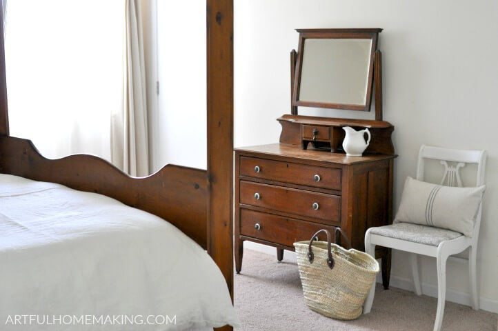 white farmhouse bedroom