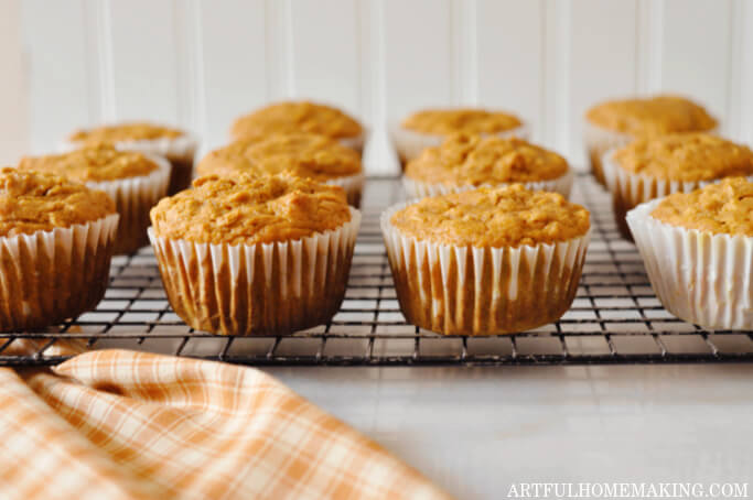 healthy pumpkin muffins